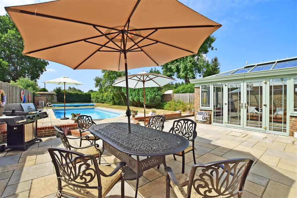 Ward & Partners West Kingsdown Estate agent Properties and houses