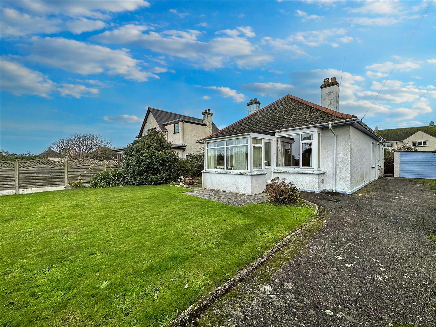 Bungalow Close To Town With Large Plot, Helston