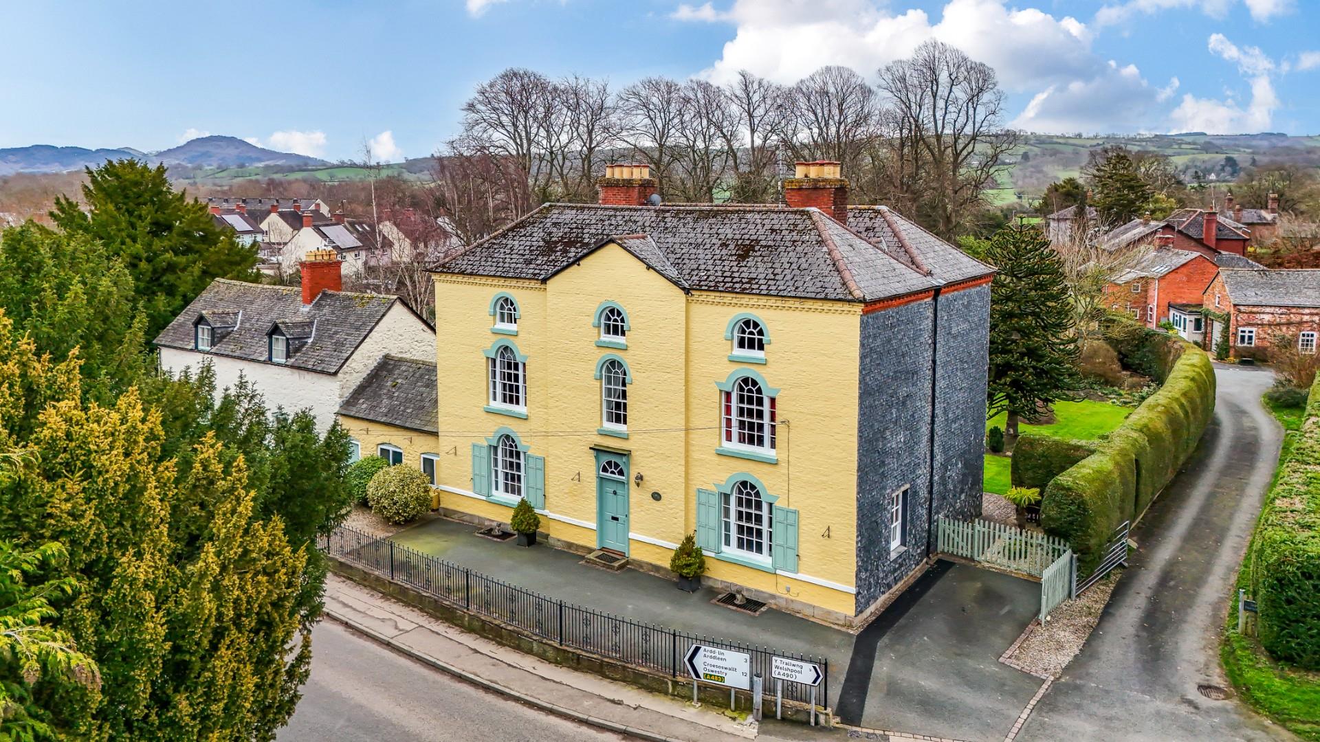 Guilsfield, Welshpool
