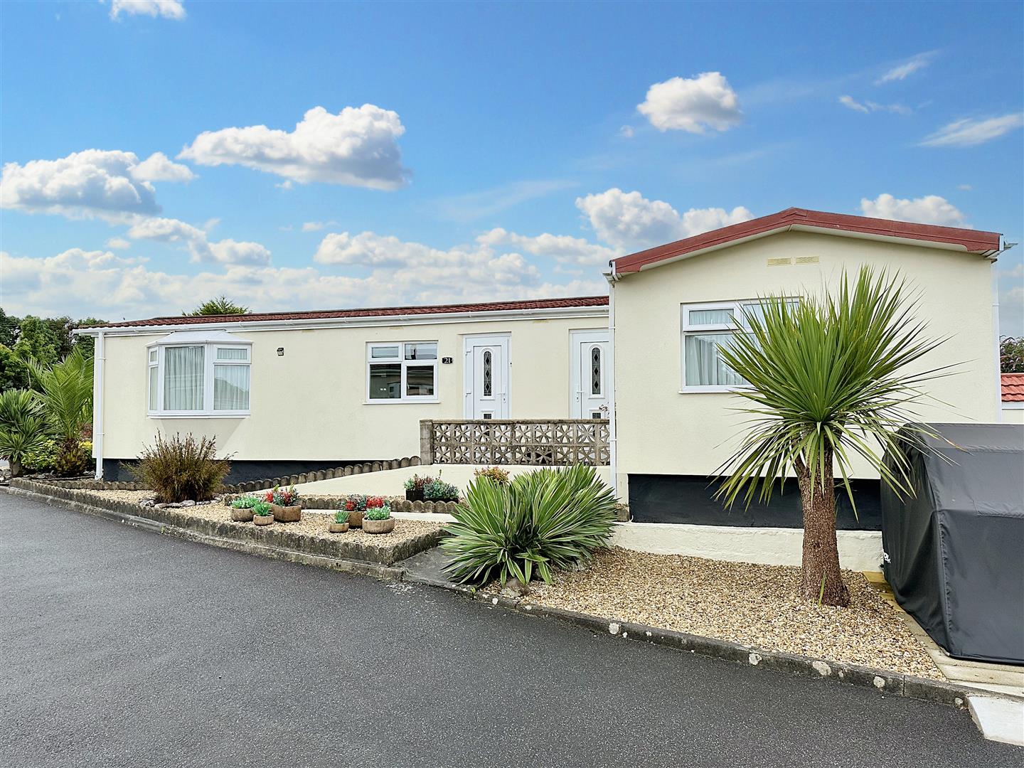 PERFECT RETIREMENT HOME,  HELSTON