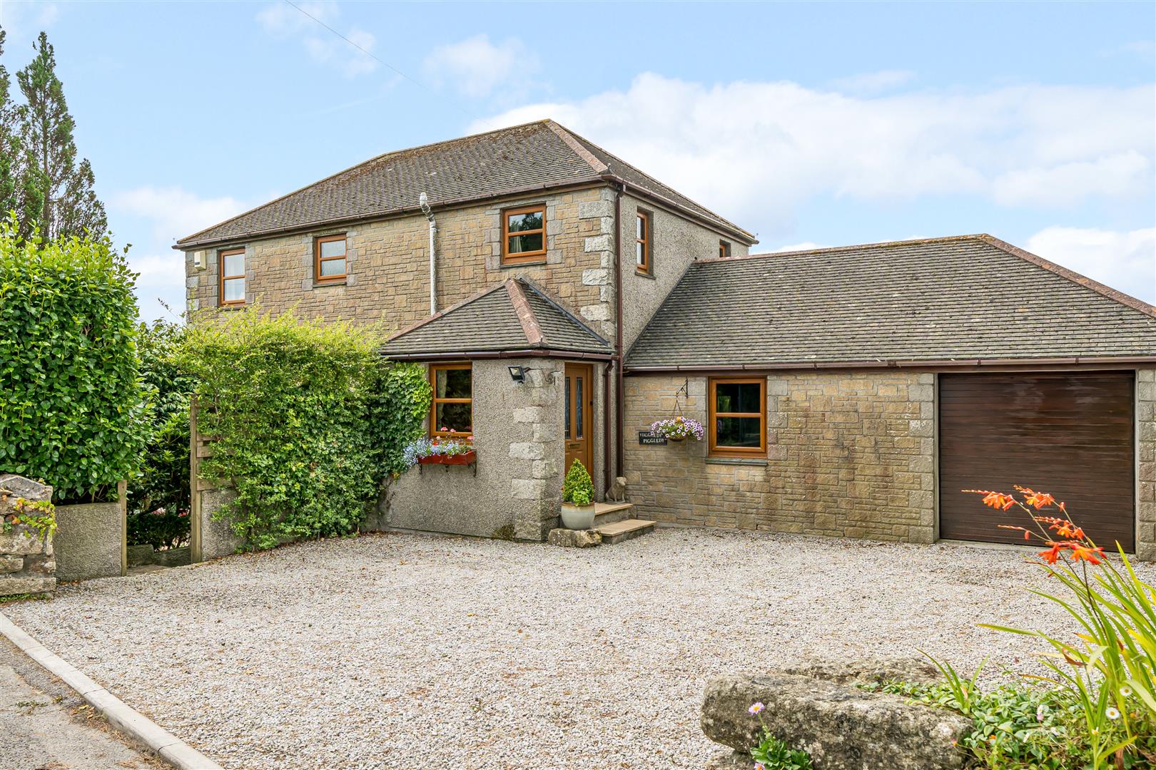 Wonderfully spacious family home, Porkellis