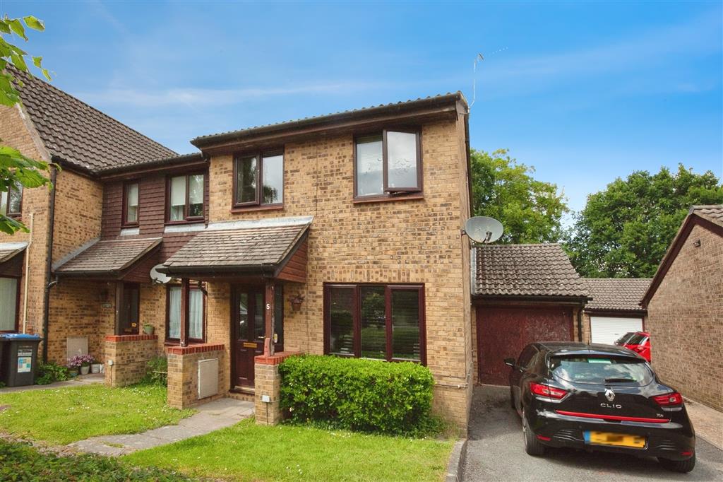 Stonefield Way, Burgess Hill, RH15