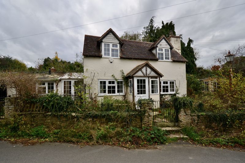 Malthouse Lane, Church Lench, Evesham, Wr11 4uf