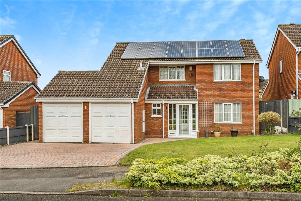 Buttermere Close, Brierley Hill, DY5