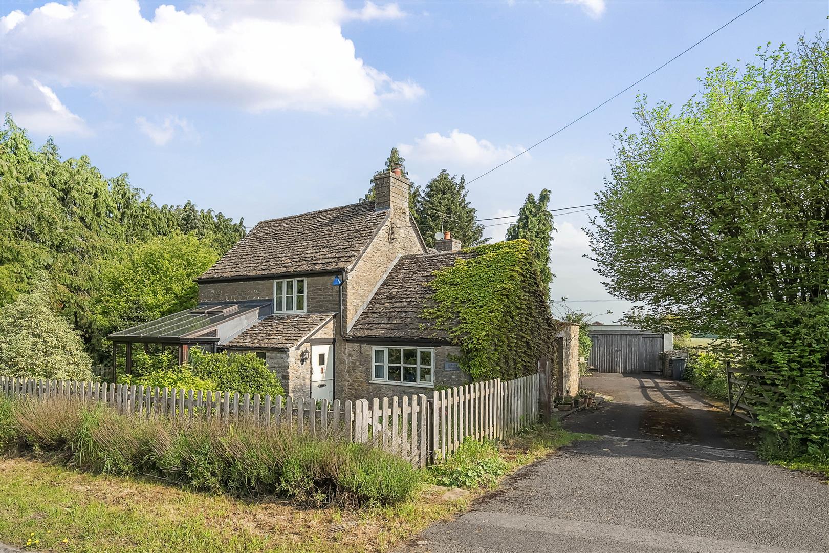 Stanton St Quintin