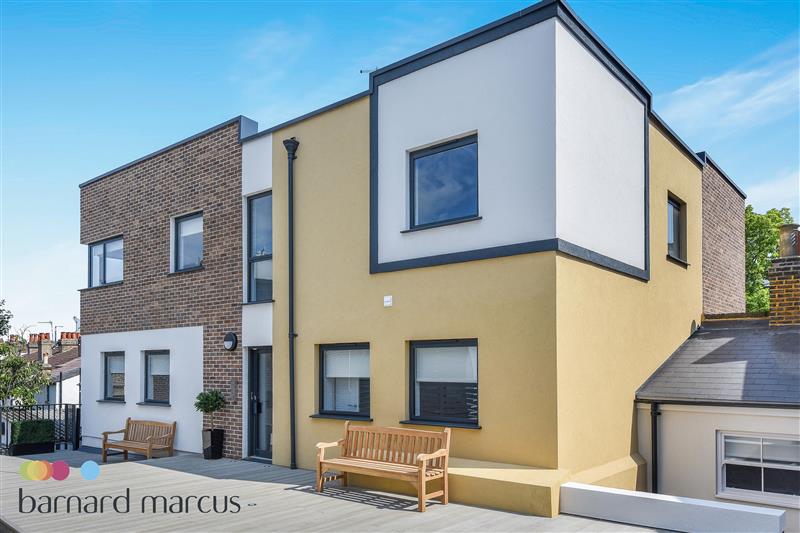 Manor Place, SUTTON, SM1