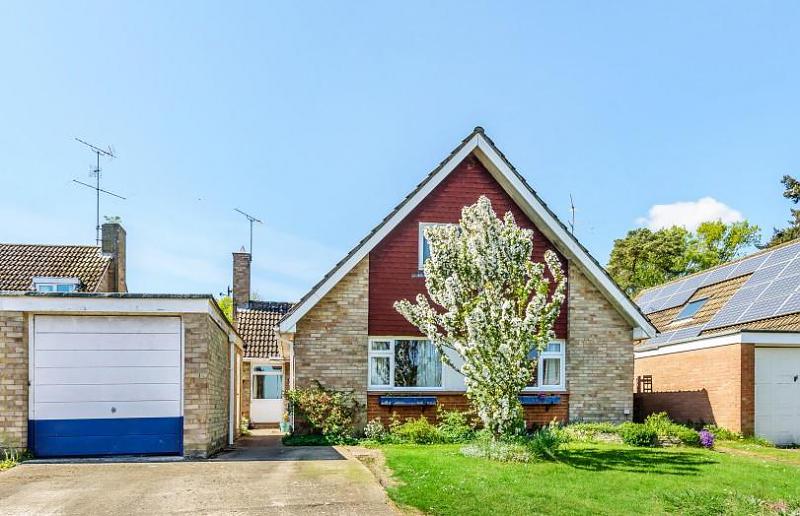 Red House Drive, Sonning Common, Reading, RG4