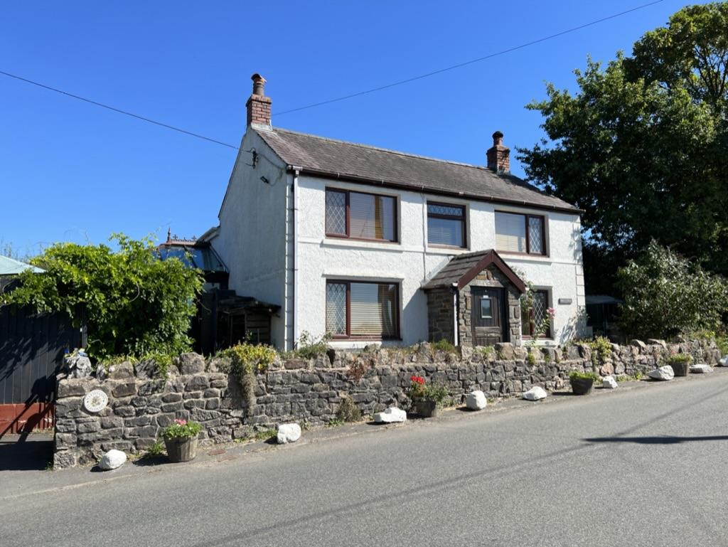 Llandyfan, Ammanford SA18