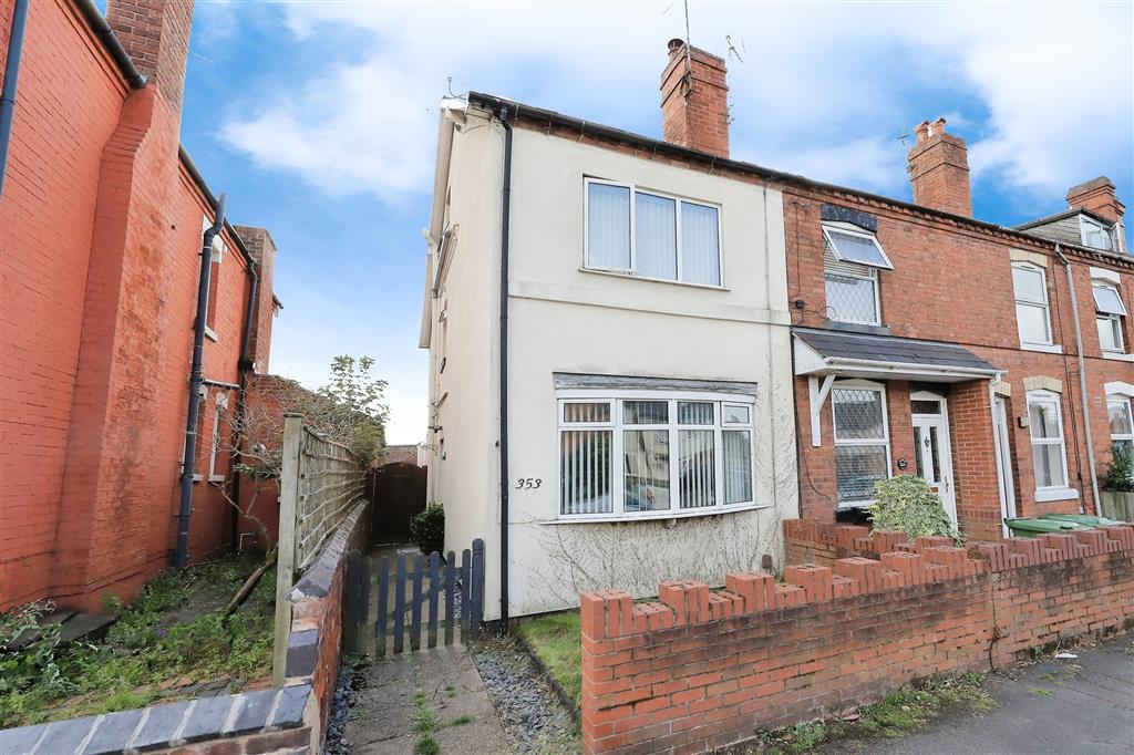 Hurcott Road, Kidderminster, DY10