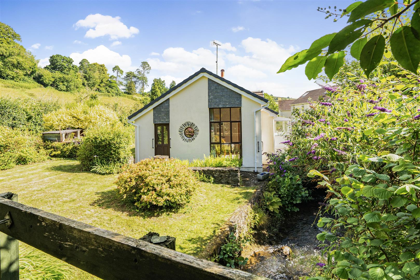 Tuckenhay, Totnes