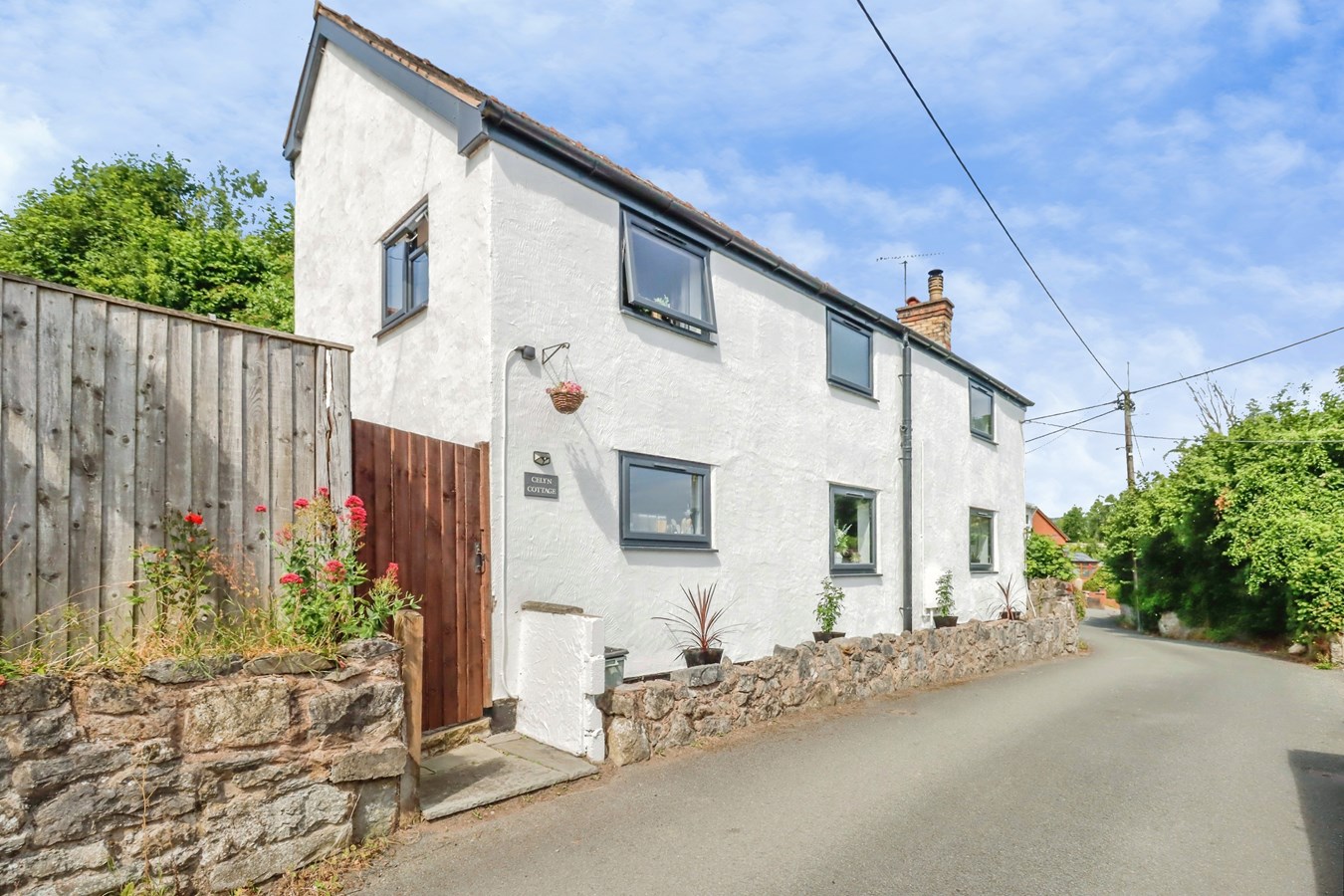 Woodlands Road, Froncysyllte, Llangollen, LL20