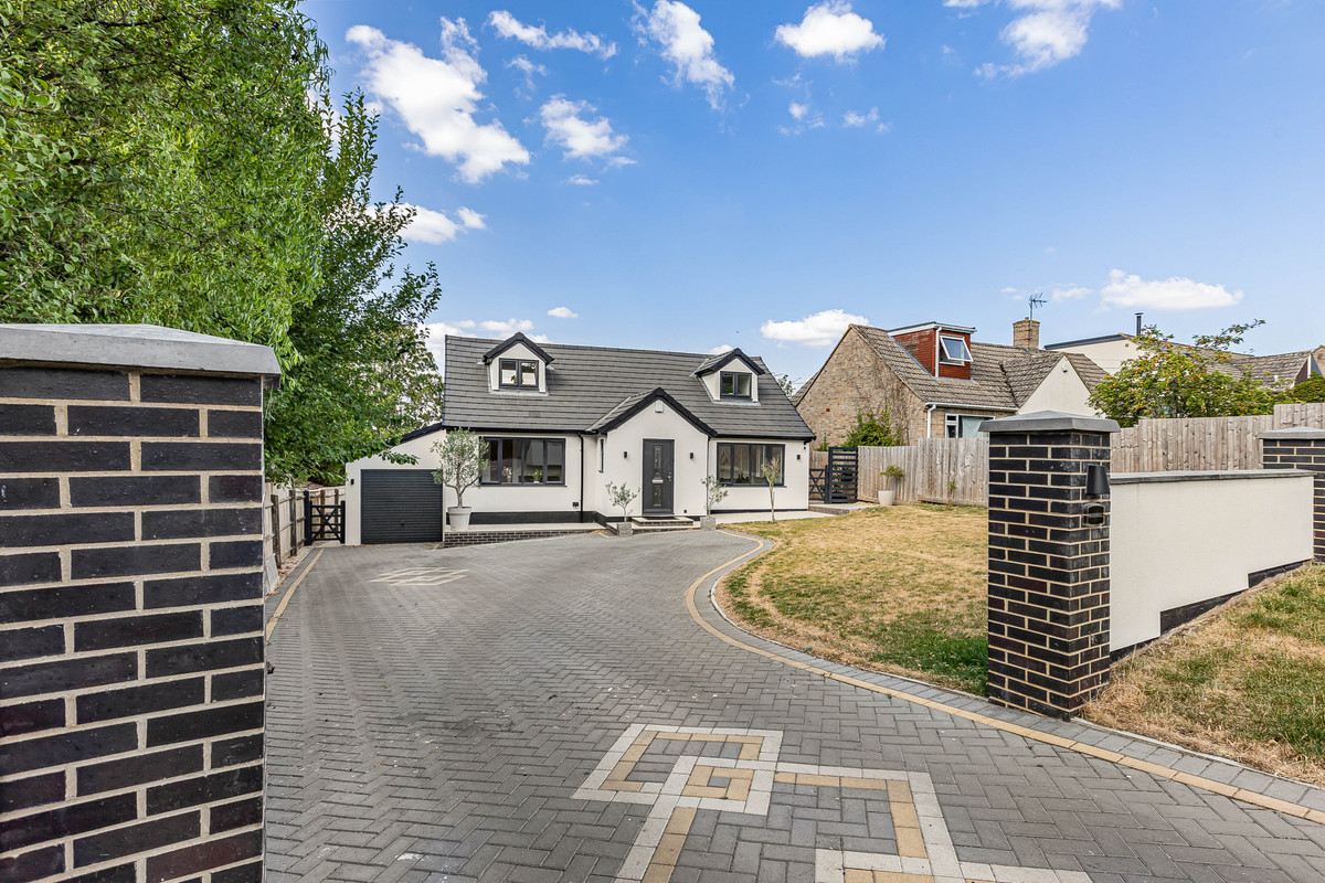 Rosehill, Green Lane, North Leigh, OX29