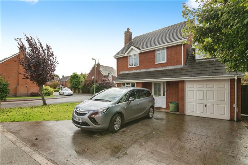 Leverlake Close, Tiverton, EX16