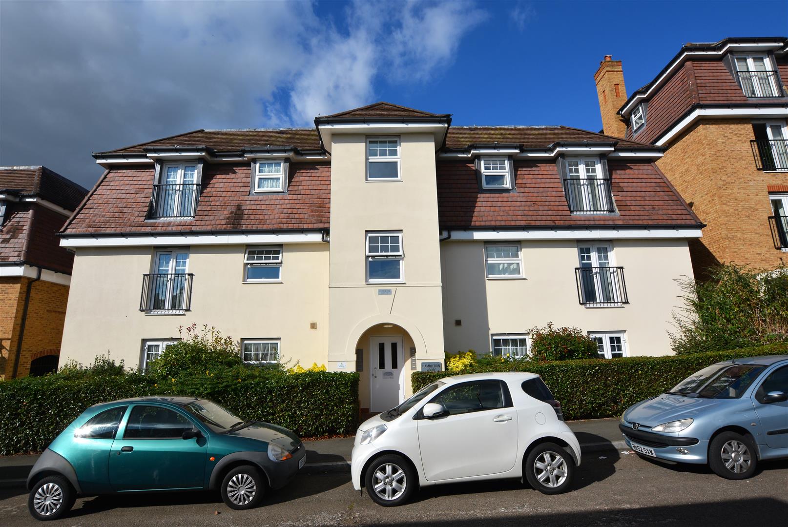 Yenston Close, Morden