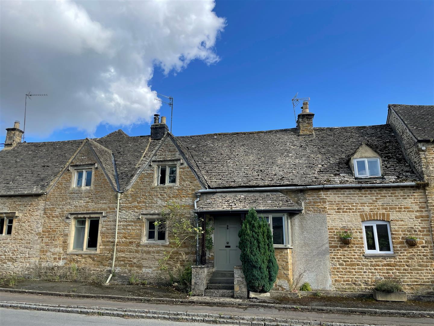 The Old Shop, Little Rissington