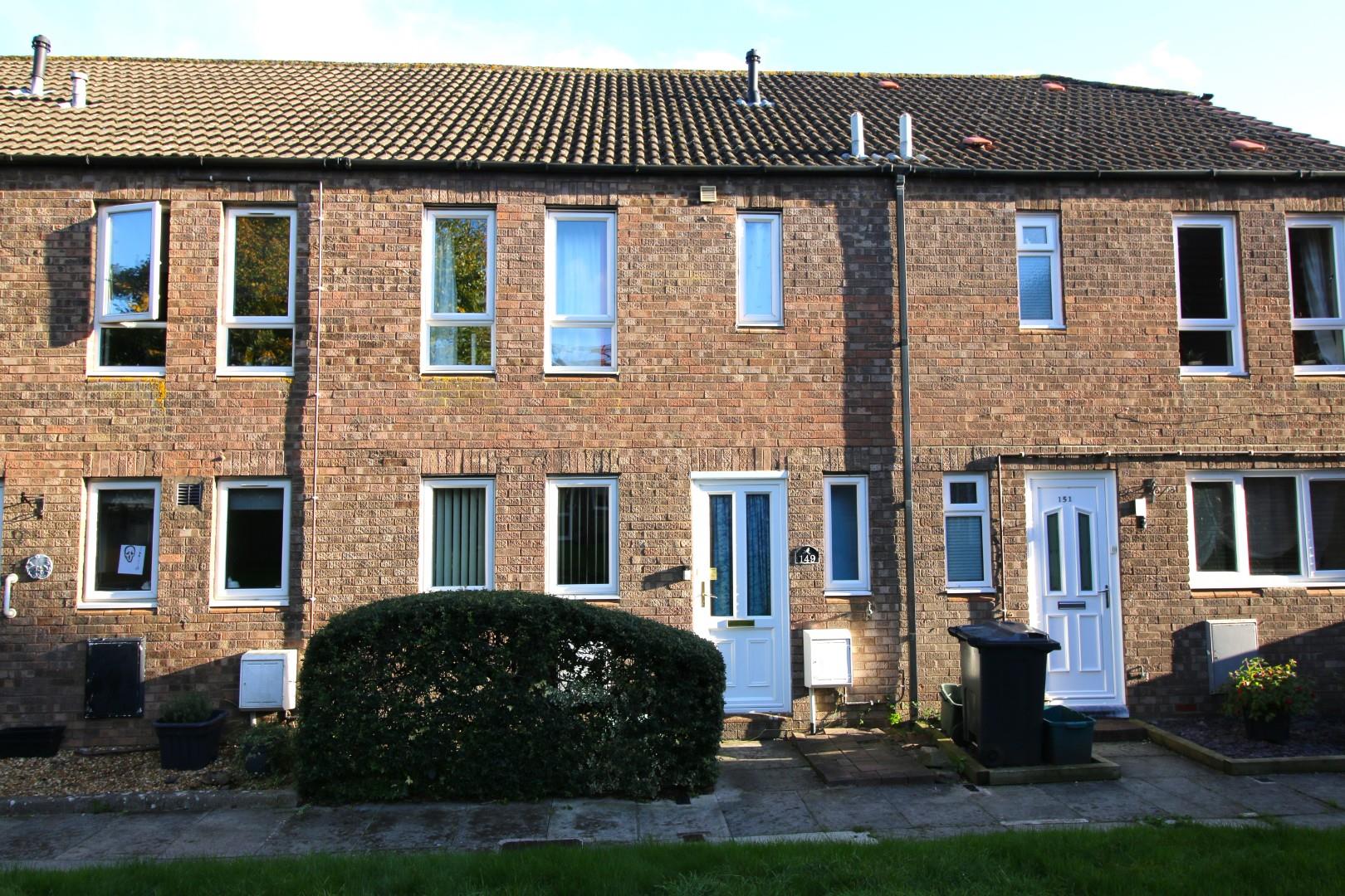Ideally situated in central Yatton