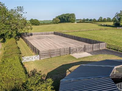 Arches Hall Stud - Latchford, Standon, Herts