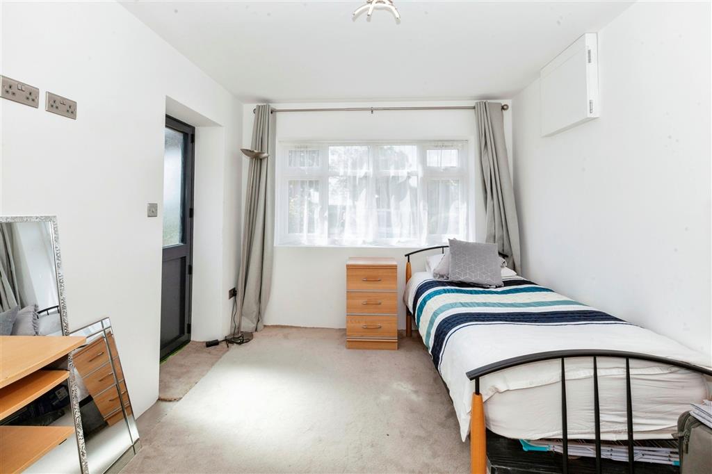 Upton Court Road, Slough, SL3