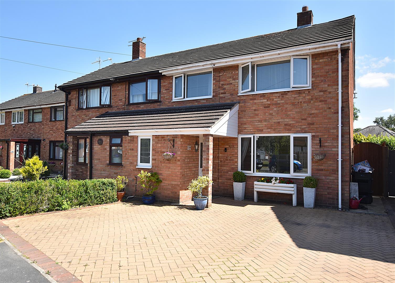 Parkside, Overton, Wrexham