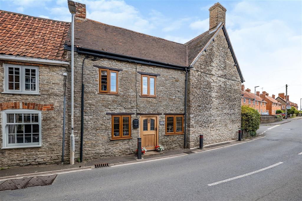 High Street, Henstridge, Templecombe, BA8