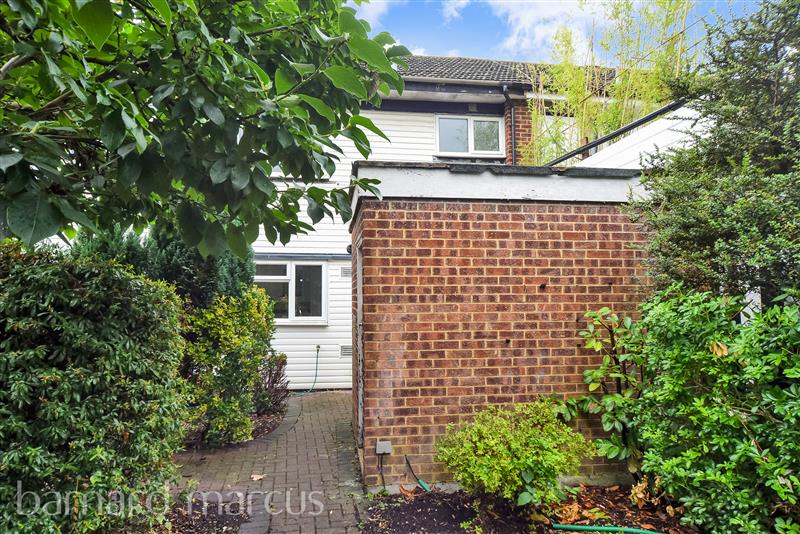 Orlando Gardens, EPSOM, KT19