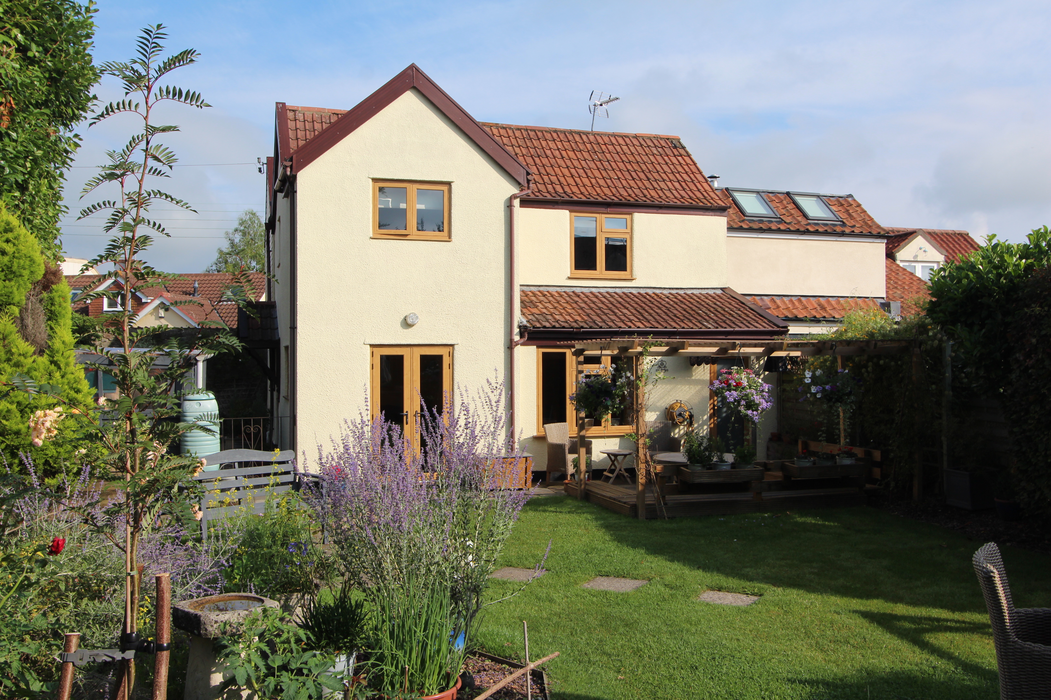 Charming cottage in Claverham