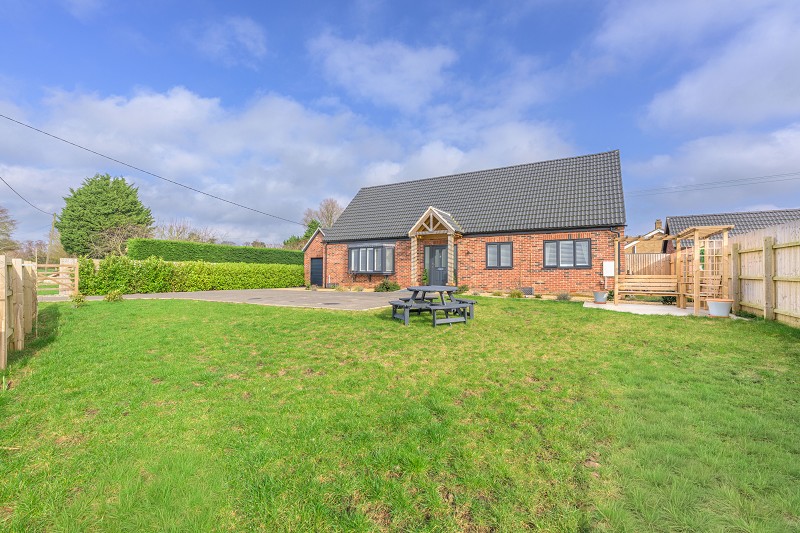 Low Road, Stow Bridge, Kings Lynn, Norfolk. PE34 3PE