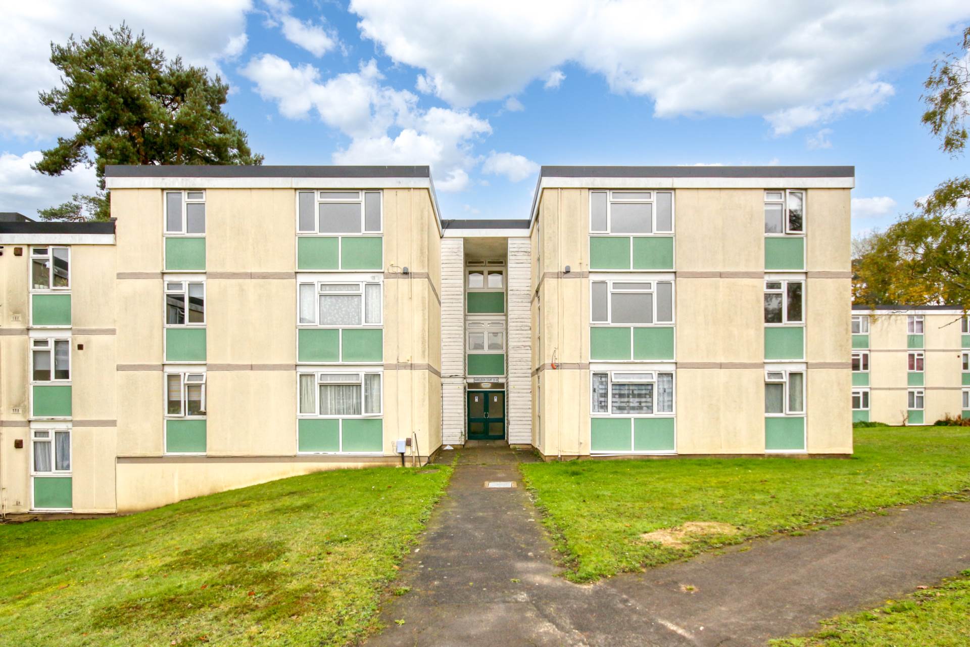 Hambleden Court, Bracknell