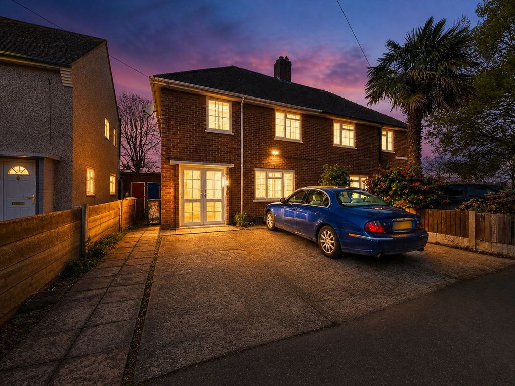 Orchard Road, South Ockendon