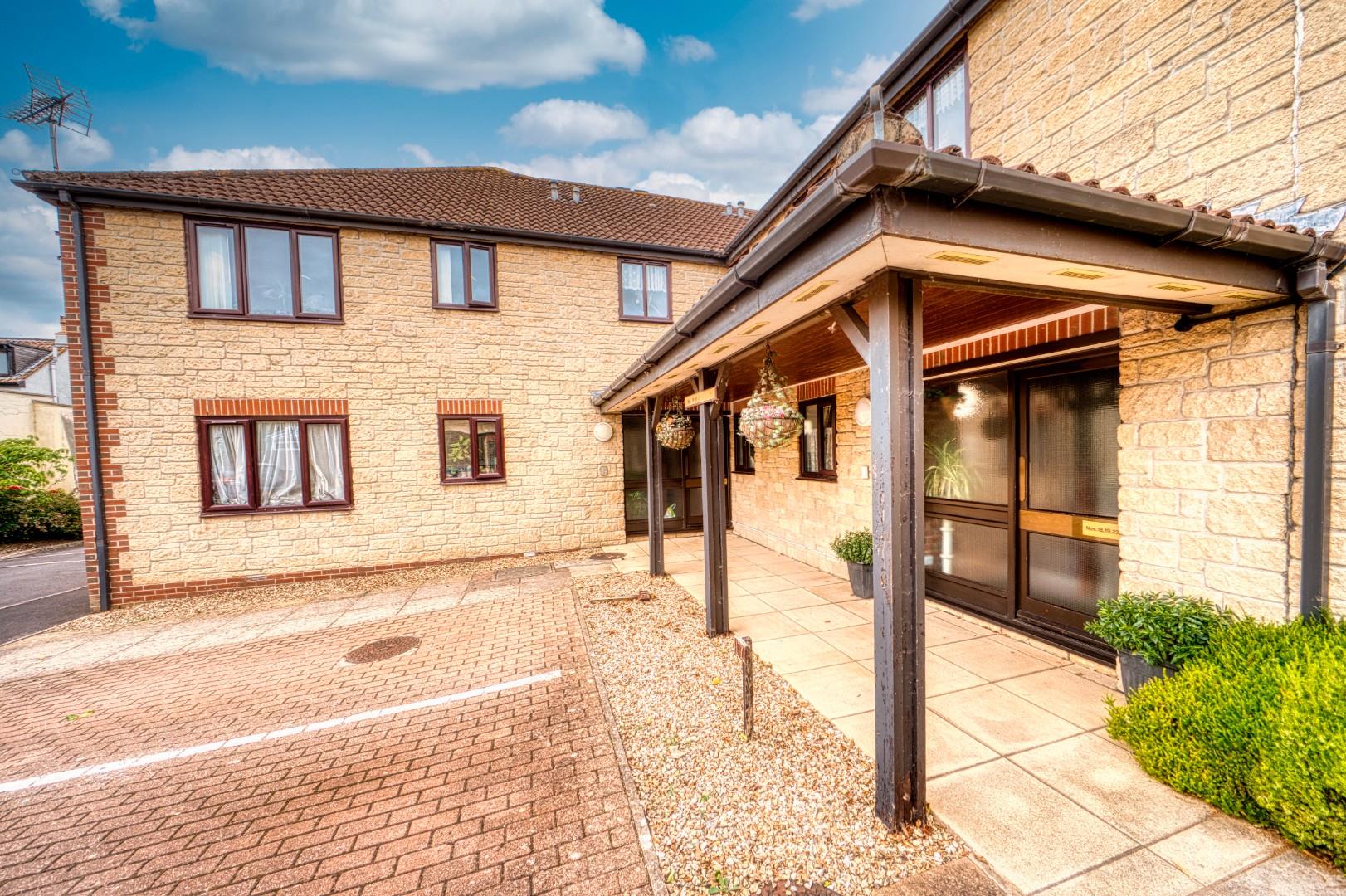 Over 60's retirement apartment offering fantastic value on the fringes of Congresbury