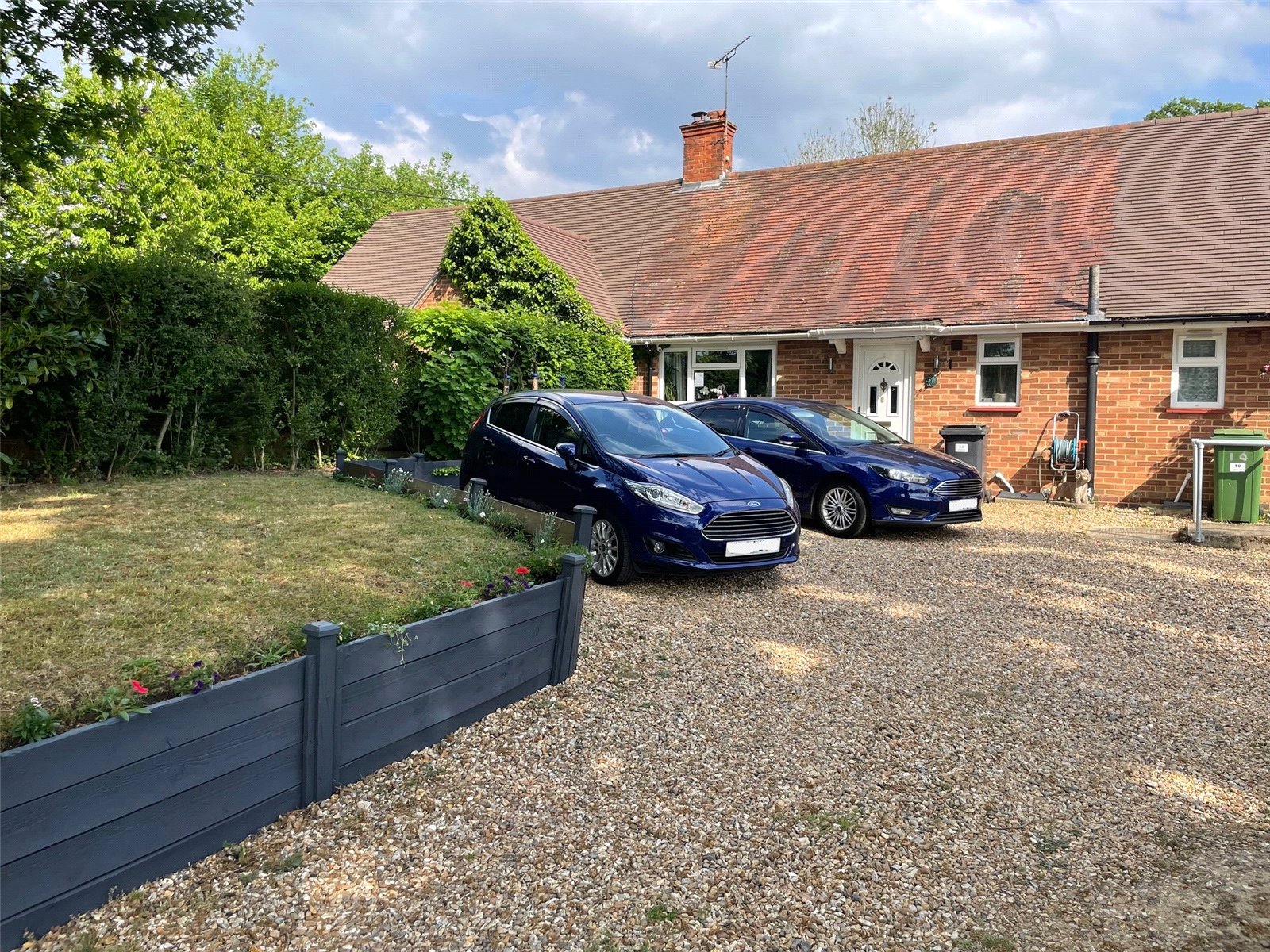North Row, Bramley, Tadley, Hampshire, RG26