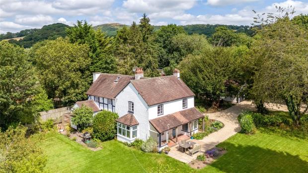 Cowl Barn Lane, Colwall, Malvern, WR13