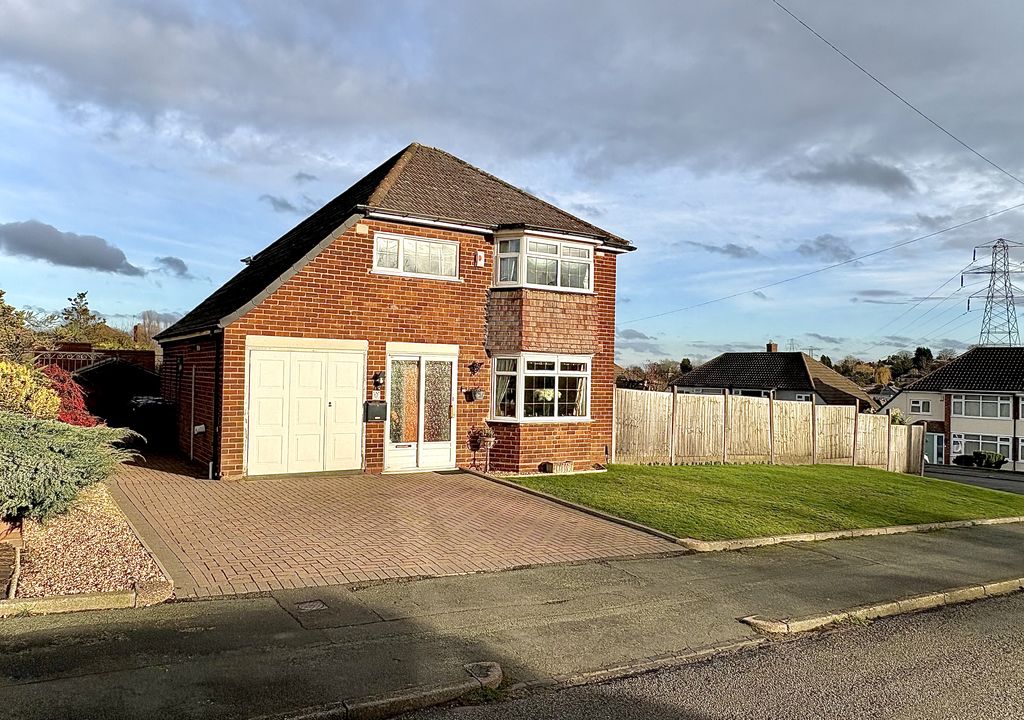Tynedale Crescent, Ettingshall Park, Wv4 6rh