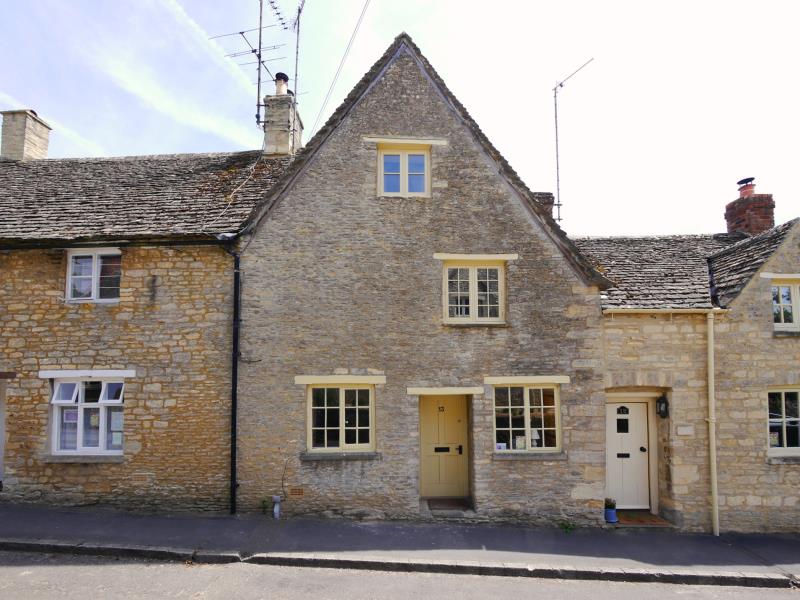 Main Street, COLN ST ALDWYNS