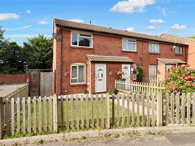 Modern End Terrace Home In Popular Location