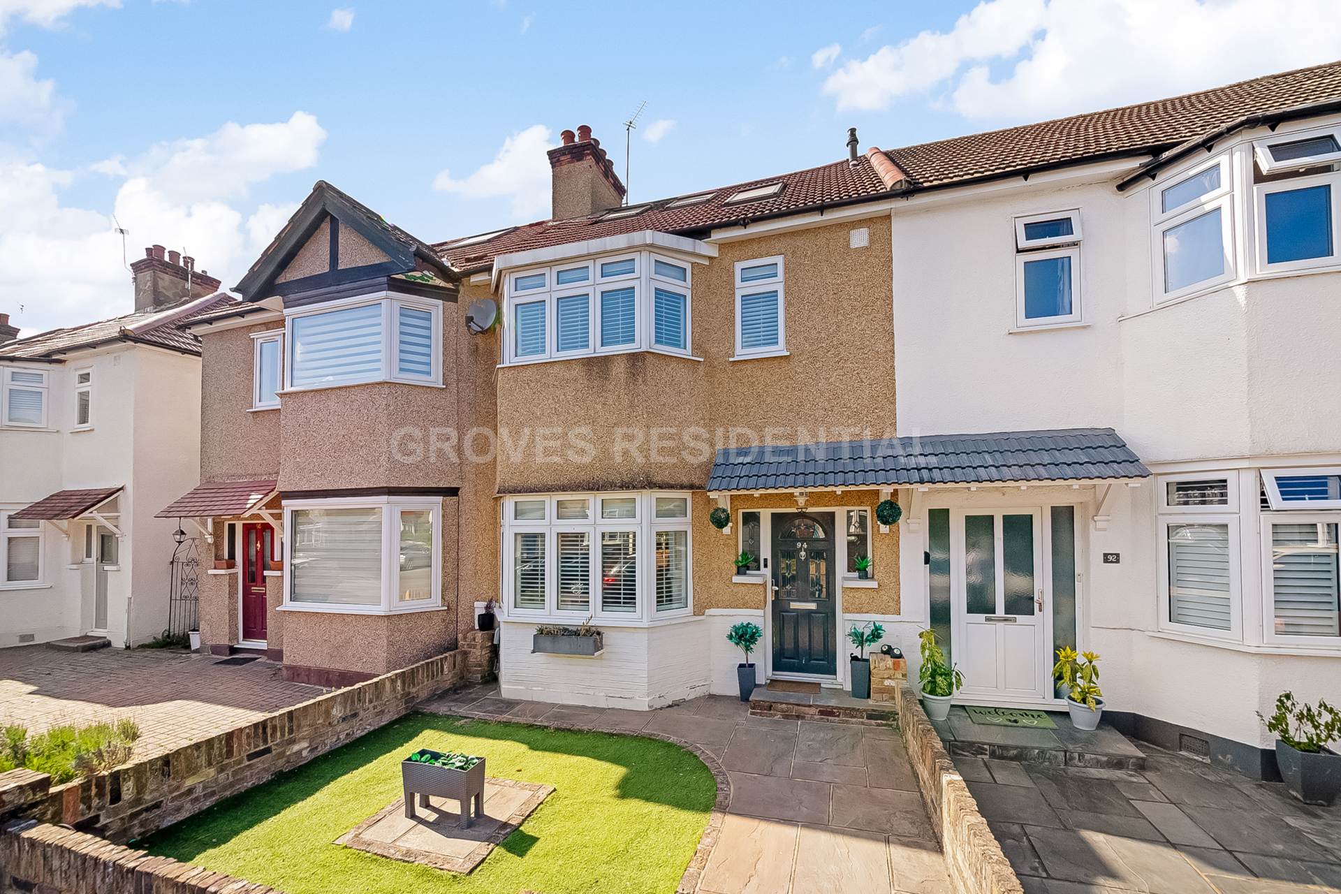 Phyllis Avenue, Motspur Park