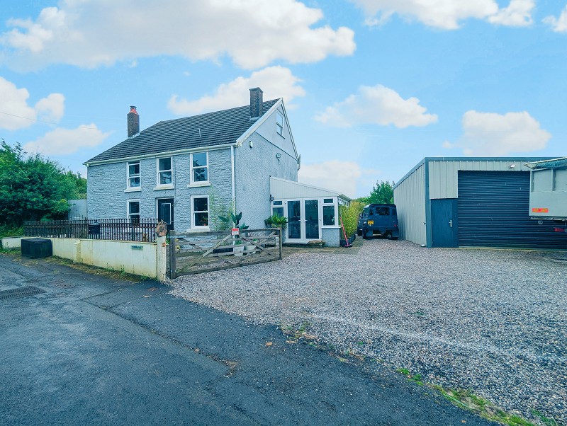 Herberdeg Road, Pontyates, Llanelli, Carmarthenshire.