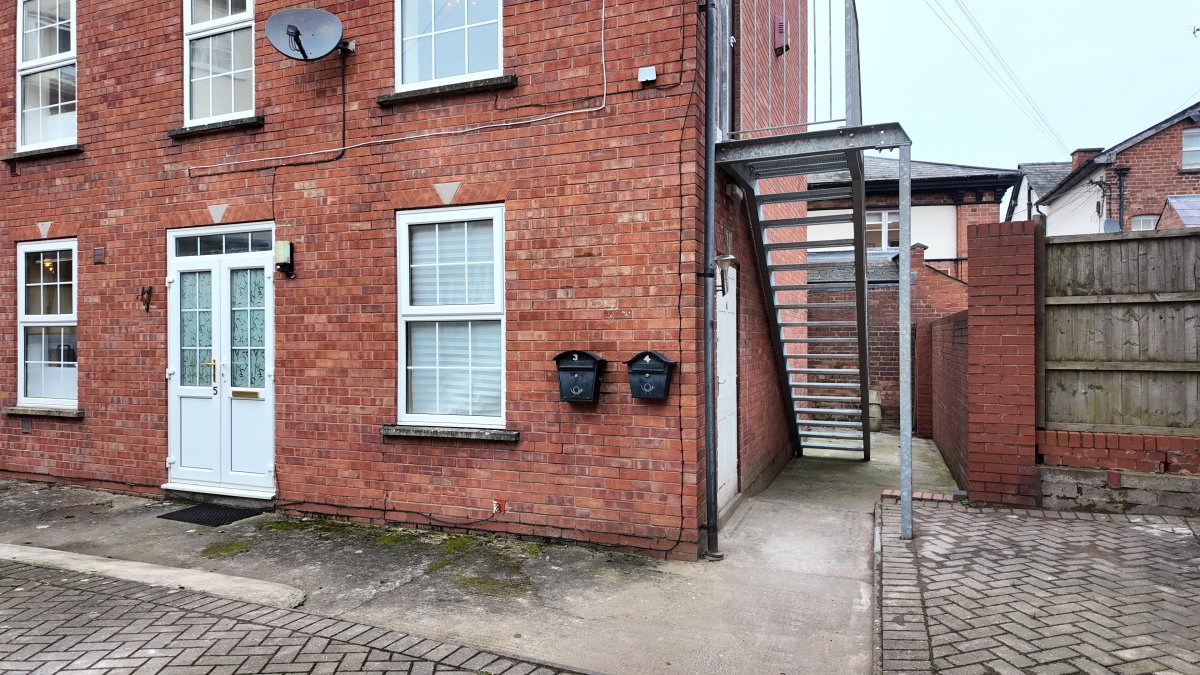 Greyhound Mews, Leominster