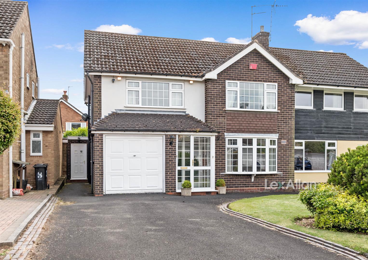 Bank Farm Close, Pedmore, Stourbridge