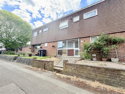 Morris Court, Waltham Abbey
