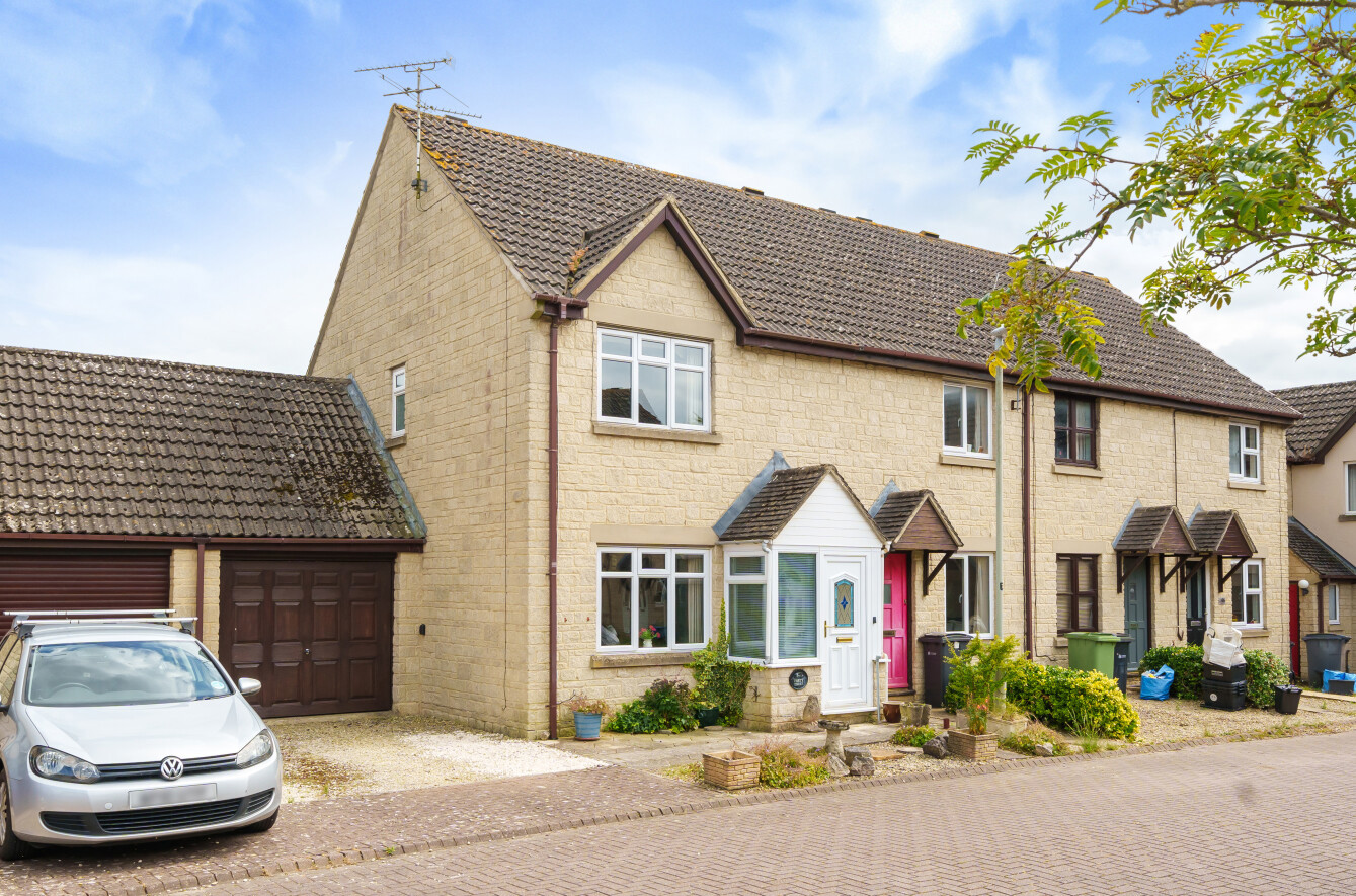 Woodhouse Close, Cirencester, Gloucestershire, GL7