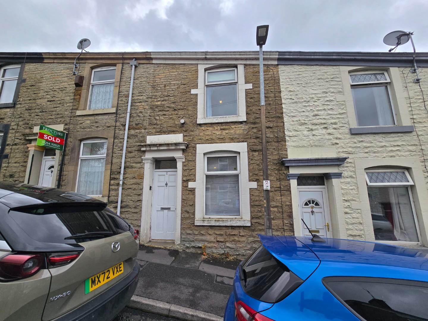 2 Heys Lane, Darwen, BB3 1DT