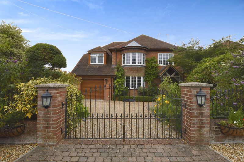 Netton, Woodford Valley                                                                      ** Video Tour **