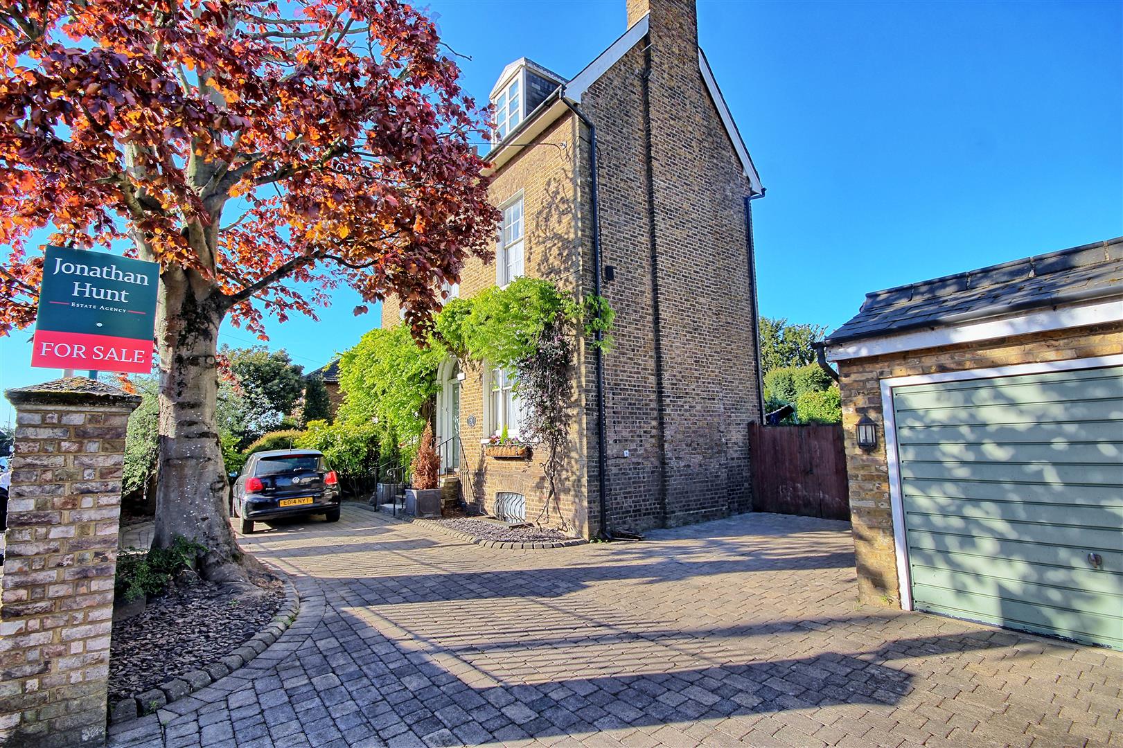 WARE ROAD - HODDESDON