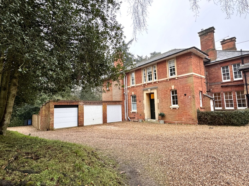 Shapley Hill, Winchfield