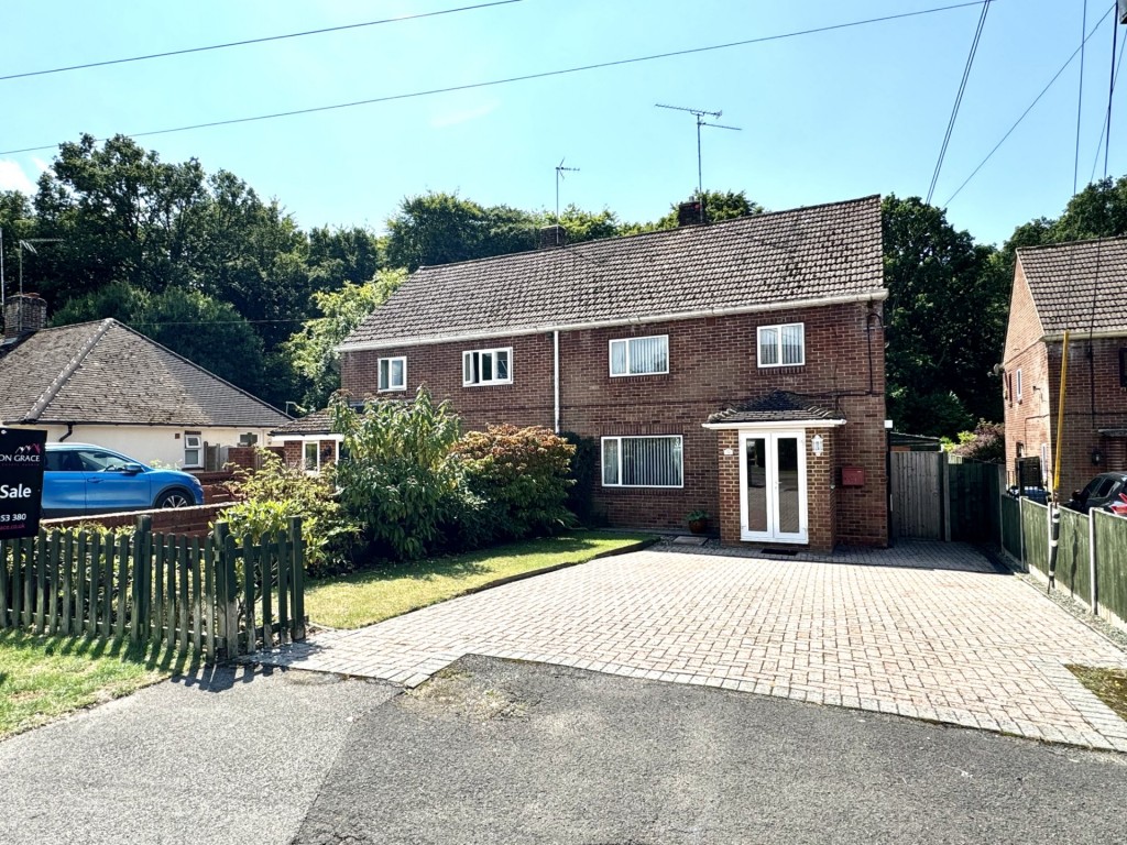 Weir Road, Hartley Wintney