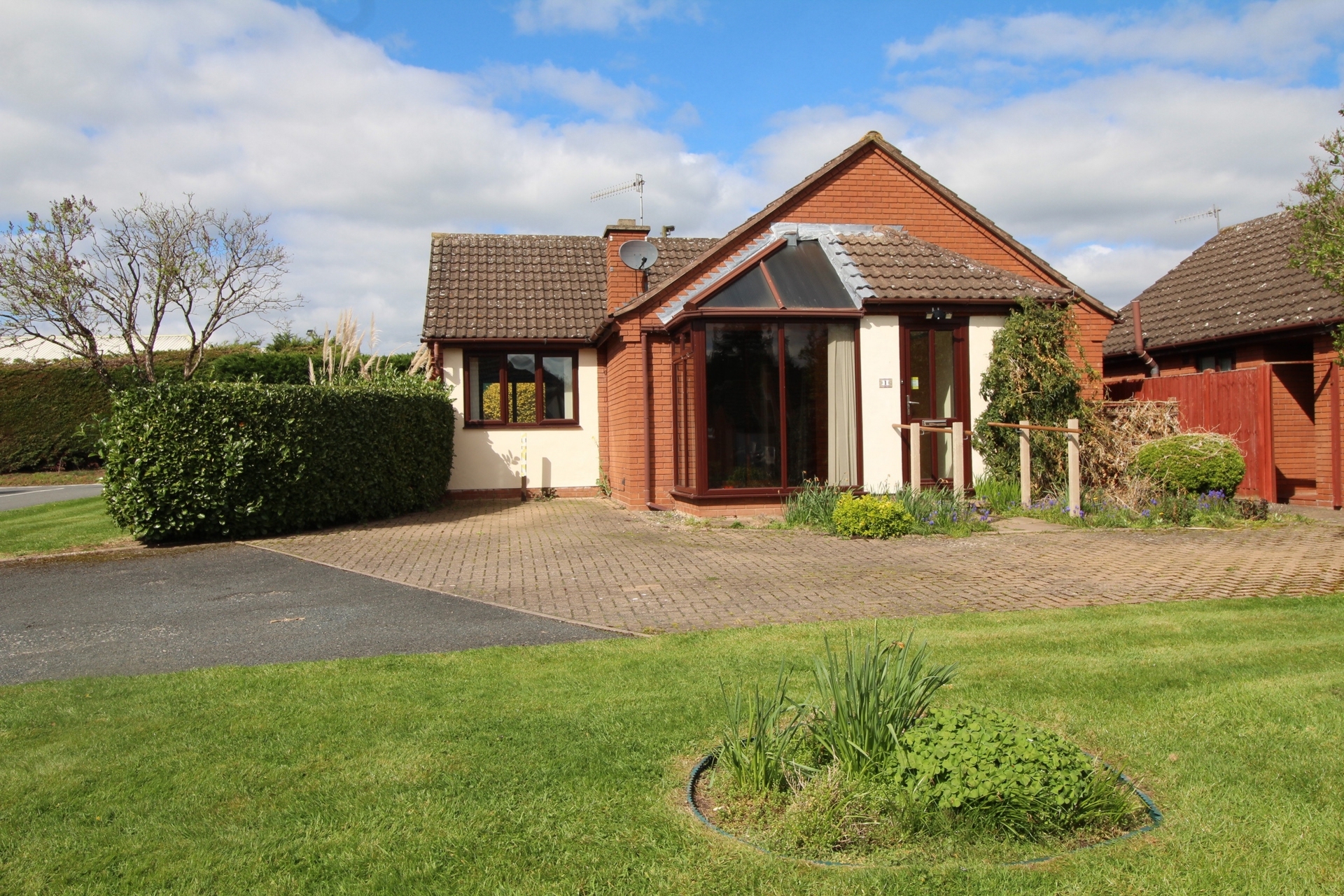 Archers Way, Burford, WR15