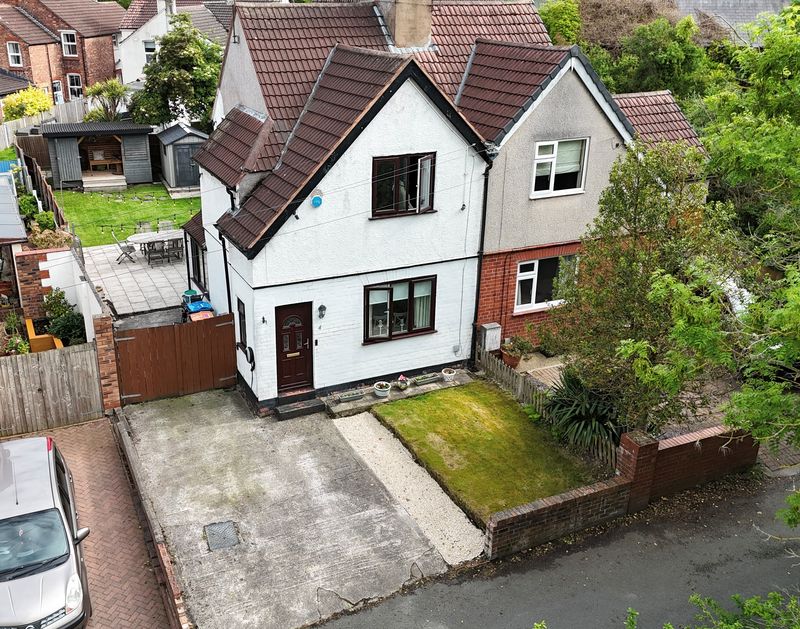 Red Lion Lane, Little Sutton