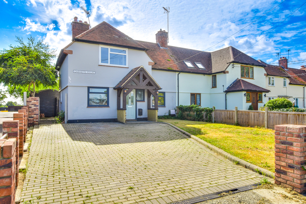 Garnetts Villas, Felsted