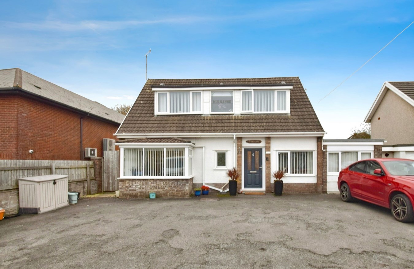 Llwynhendy Road, Llanelli, SA14